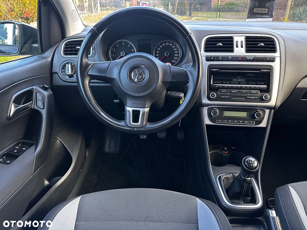 Volkswagen Polo 1.2 TSI Highline - 27