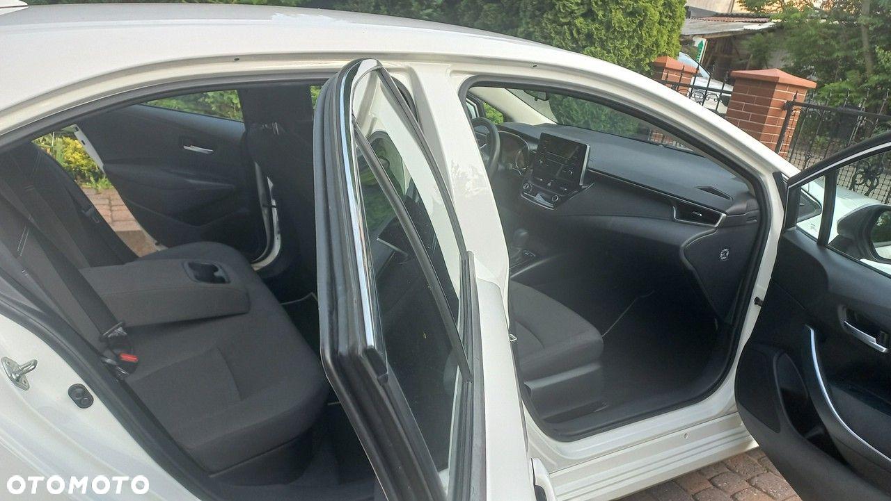 Toyota Corolla - 17