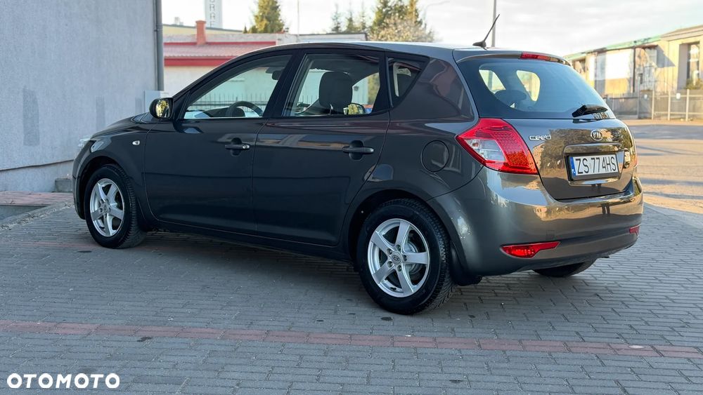 Kia Ceed 1.4 M - 3