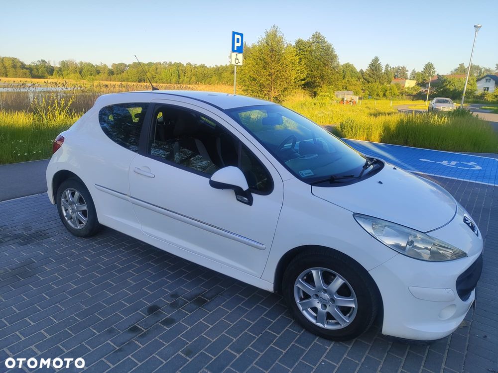 Peugeot 207 1.4 HDi Presence - 3