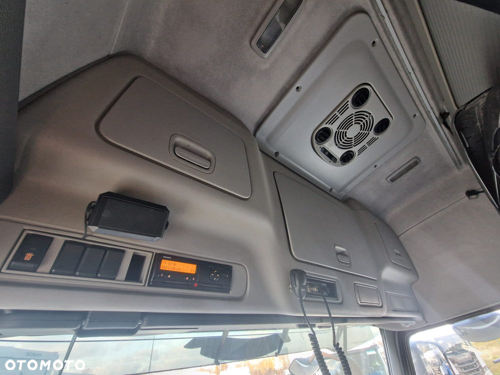 Volvo Rama Odnowiona, Opony 10 mm bieżnika MEGA - 17