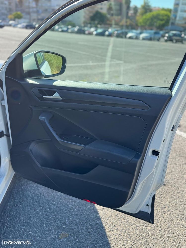 VW T-Roc 1.5 TSI Sport - 16