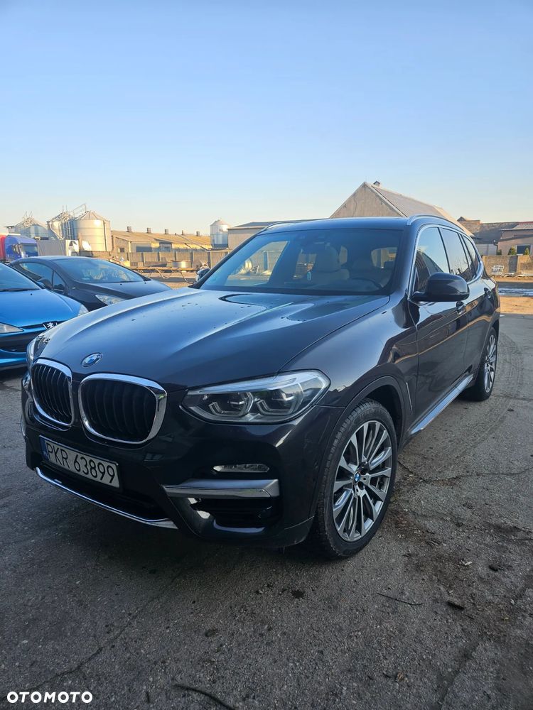 BMW X3 xDrive20d Luxury Line - 3