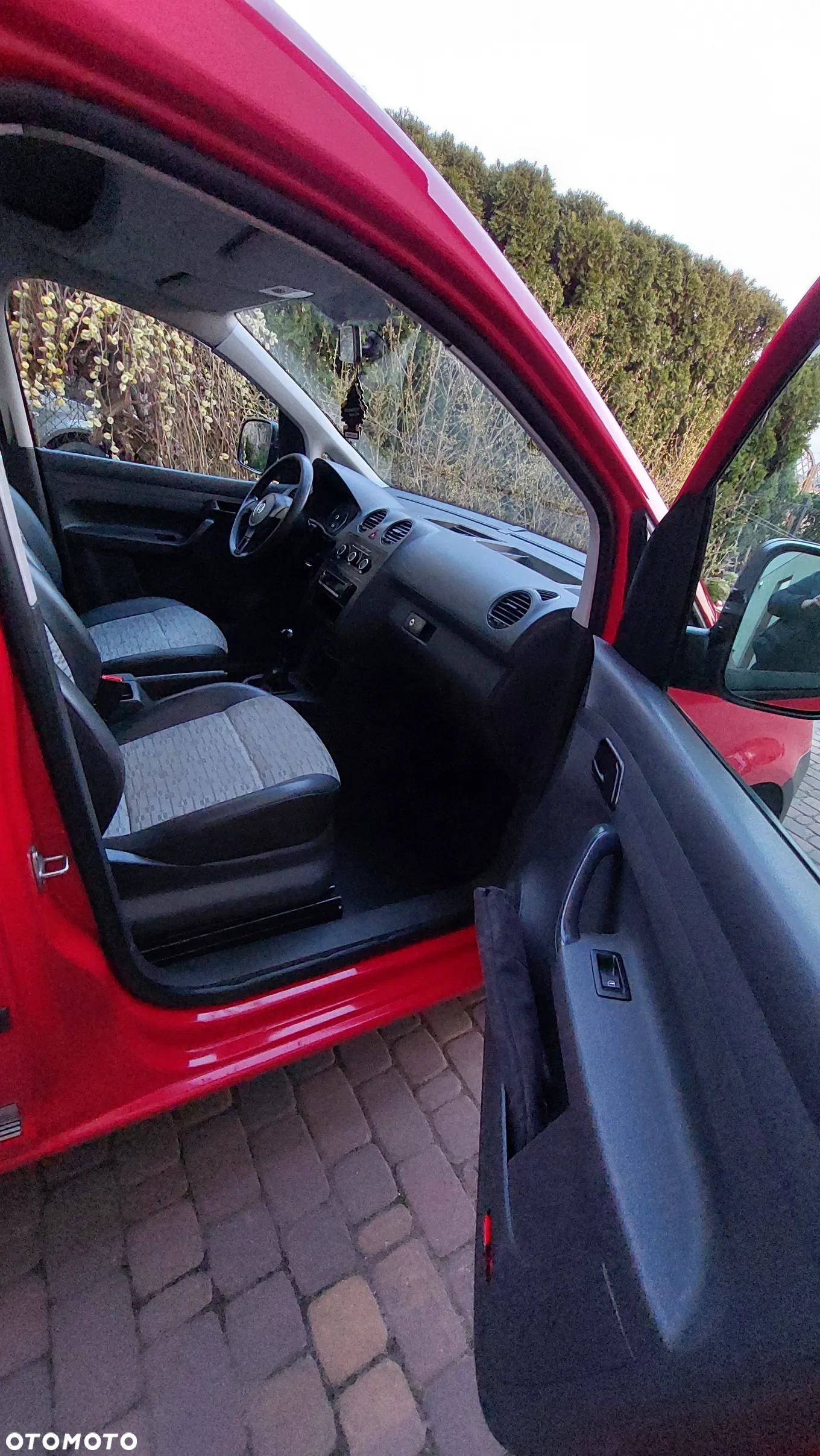Volkswagen Caddy - 10