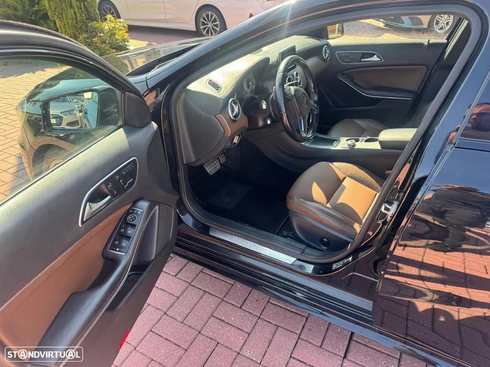 Mercedes-Benz A 220 - 6