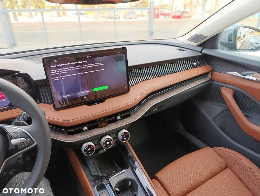 Skoda Superb 2.0 TDI SCR 4x4 L&K DSG - 9