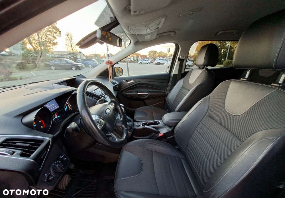Ford Kuga - 20