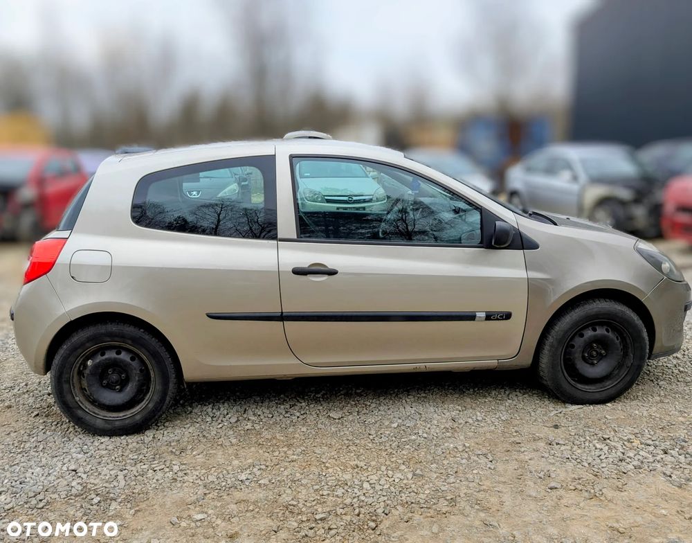 Renault Clio III na części - 4
