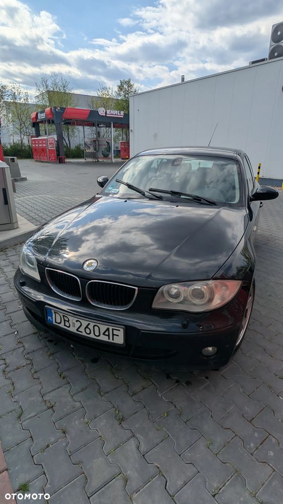 BMW Seria 1 120d - 4