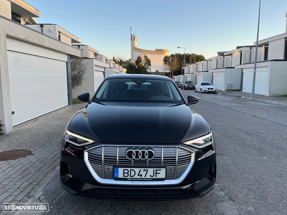 Audi e-tron 50 quattro - 12