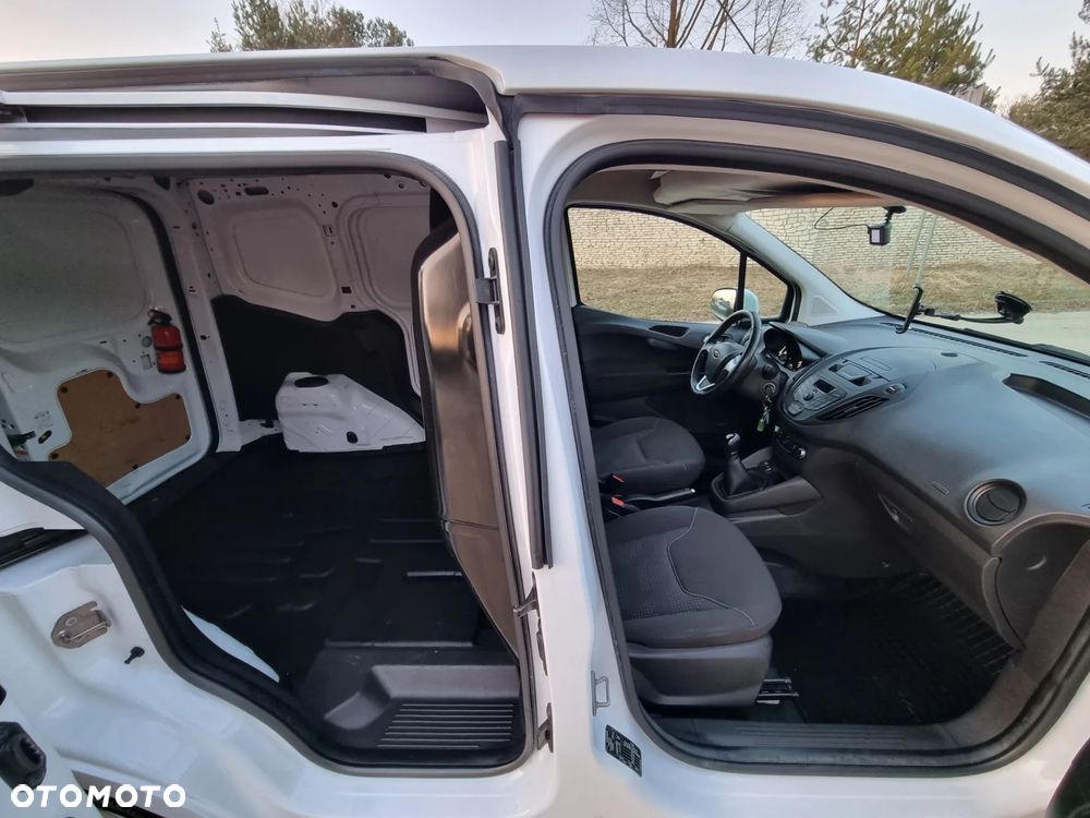 Ford TRANSIT COURIER - 13
