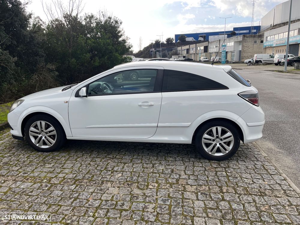 Opel Astra GTC 1.7 CDTI - 1