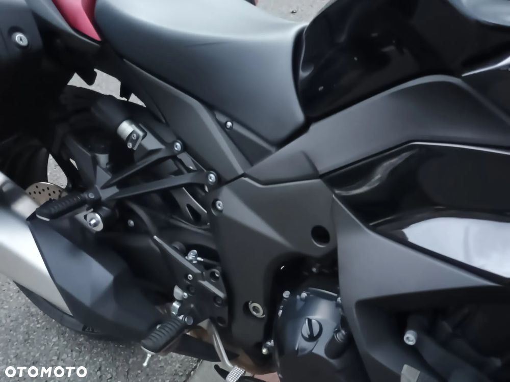 Kawasaki Ninja 1000 SX - 9
