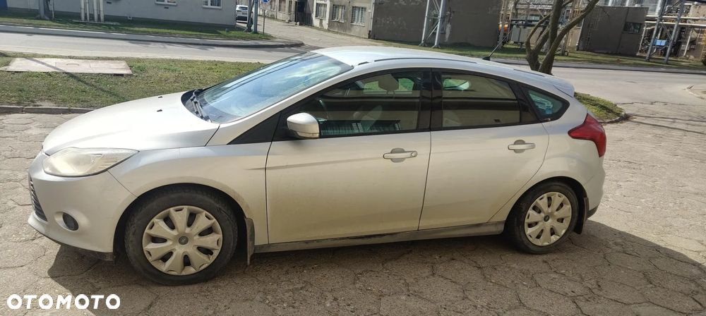 Ford Focus 1.6 Trend - 2