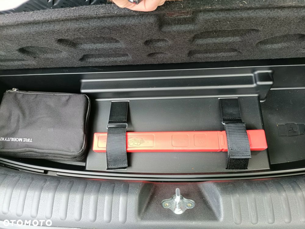 Kia XCeed 1.6 GDI PHEV L DCT - 22