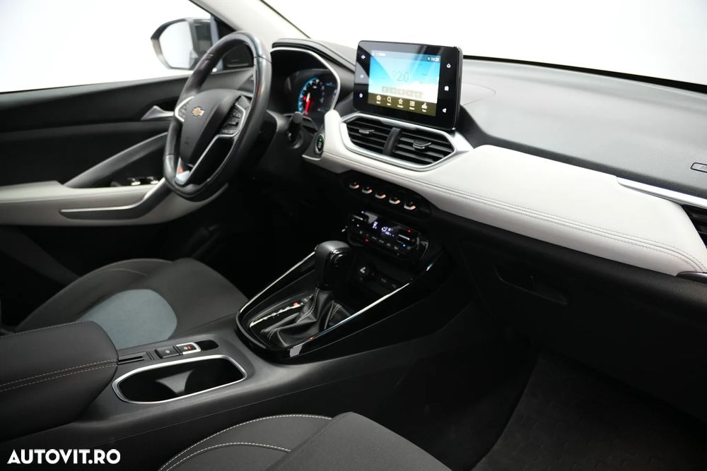 Chevrolet Captiva - 11