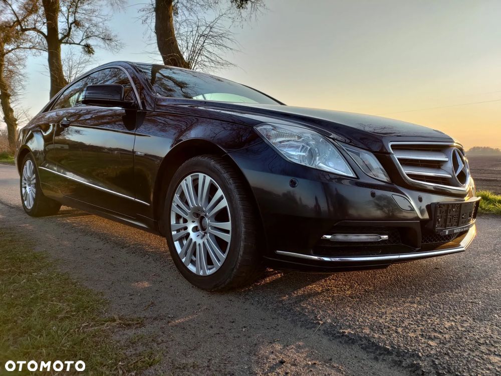 Mercedes-Benz Klasa E 220 CDI DPF BlueEFFICIENCY Avantgarde - 11