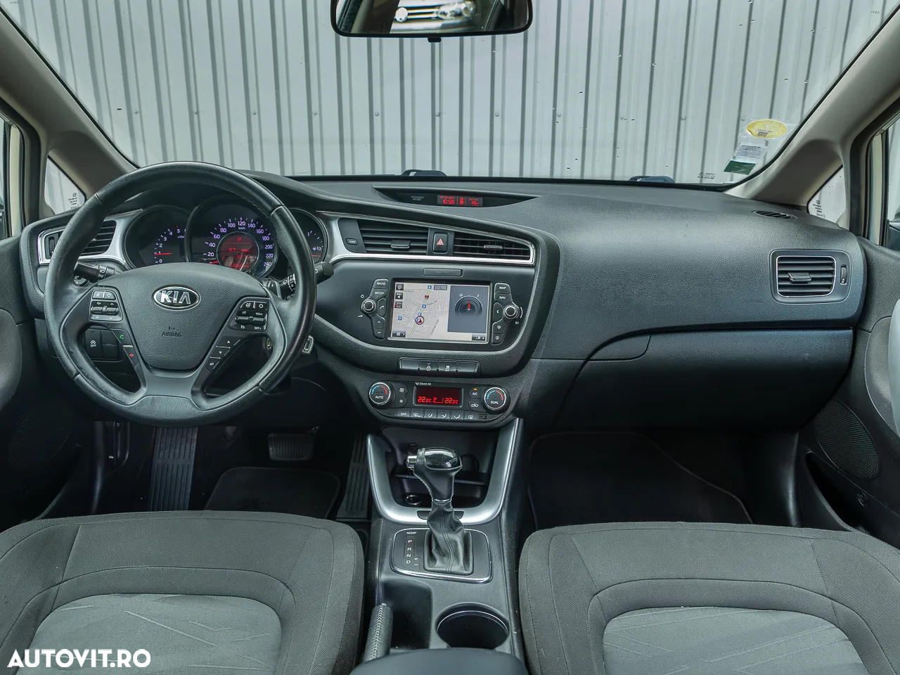Kia Ceed - 9