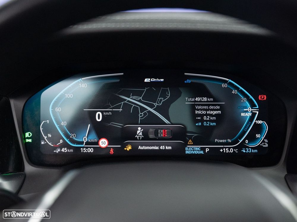 BMW 330 e Line Luxury Auto - 19