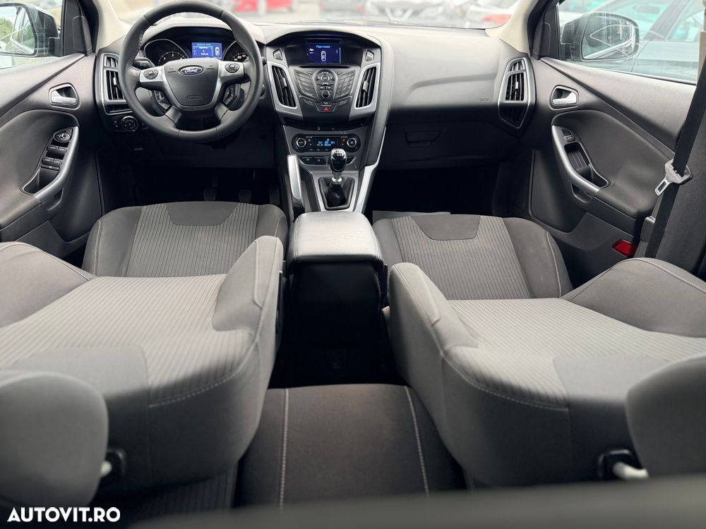 Ford Focus 2.0 TDCI DPF Titanium - 20