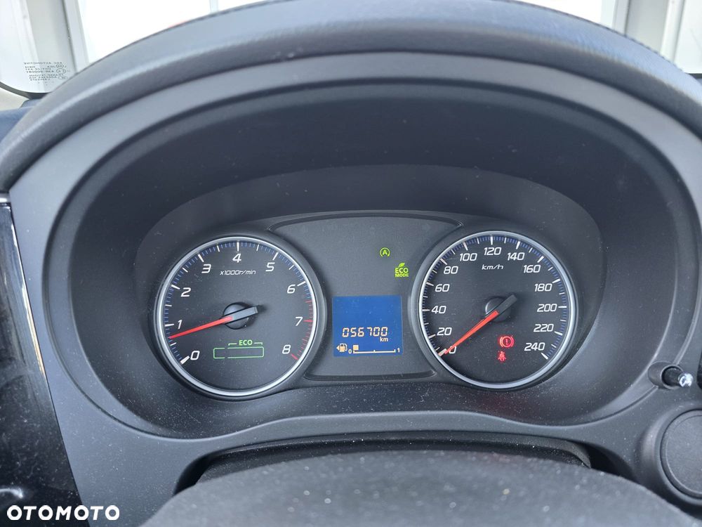 Mitsubishi Outlander 2.0 Invite + 2WD - 11