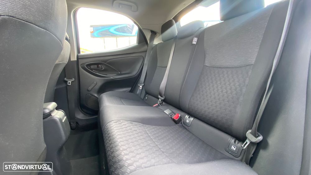 Toyota Yaris 1.5 HDF Comfort - 24
