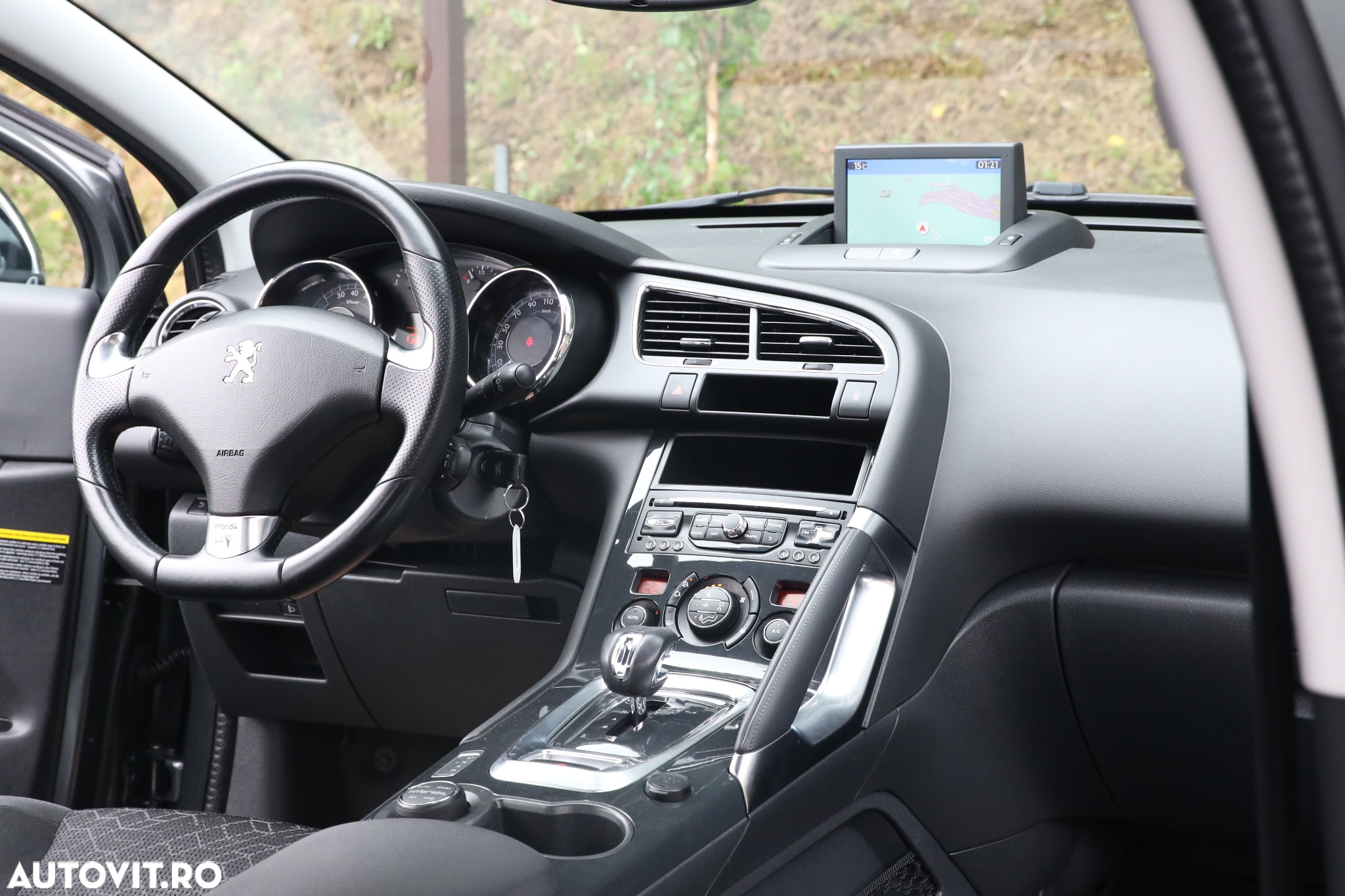 Peugeot 3008 HYbrid4 2.0 HDI FAP ETG + Electric - 19