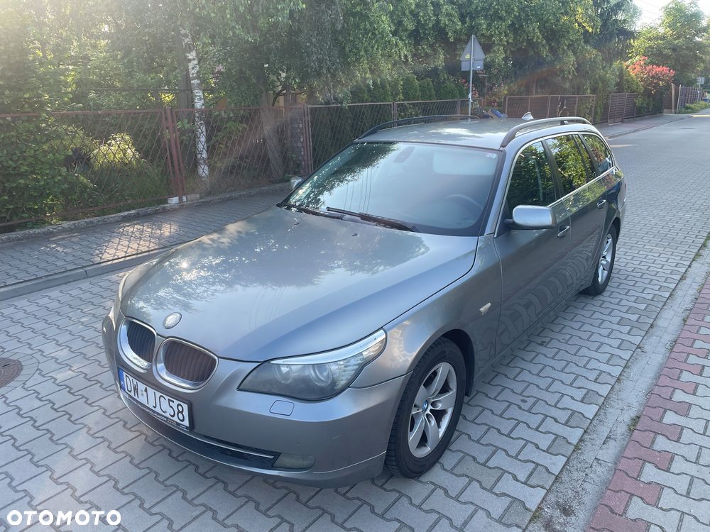 BMW Seria 5 520i - 2