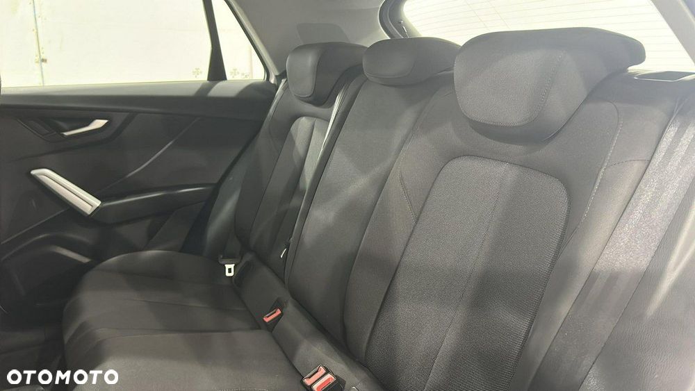 Audi Q2 35 TFSI S tronic - 11