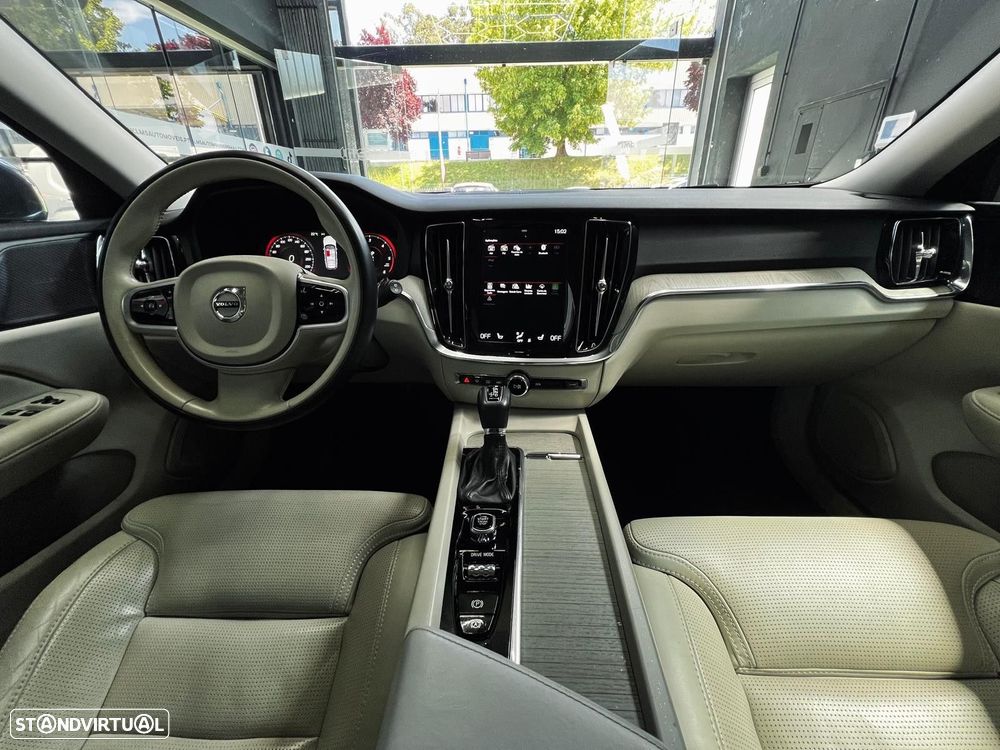 Volvo V60 2.0 D3 Inscription Geartronic - 21