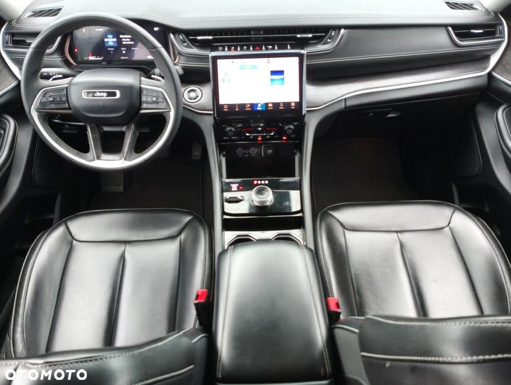 Jeep Grand Cherokee - 10