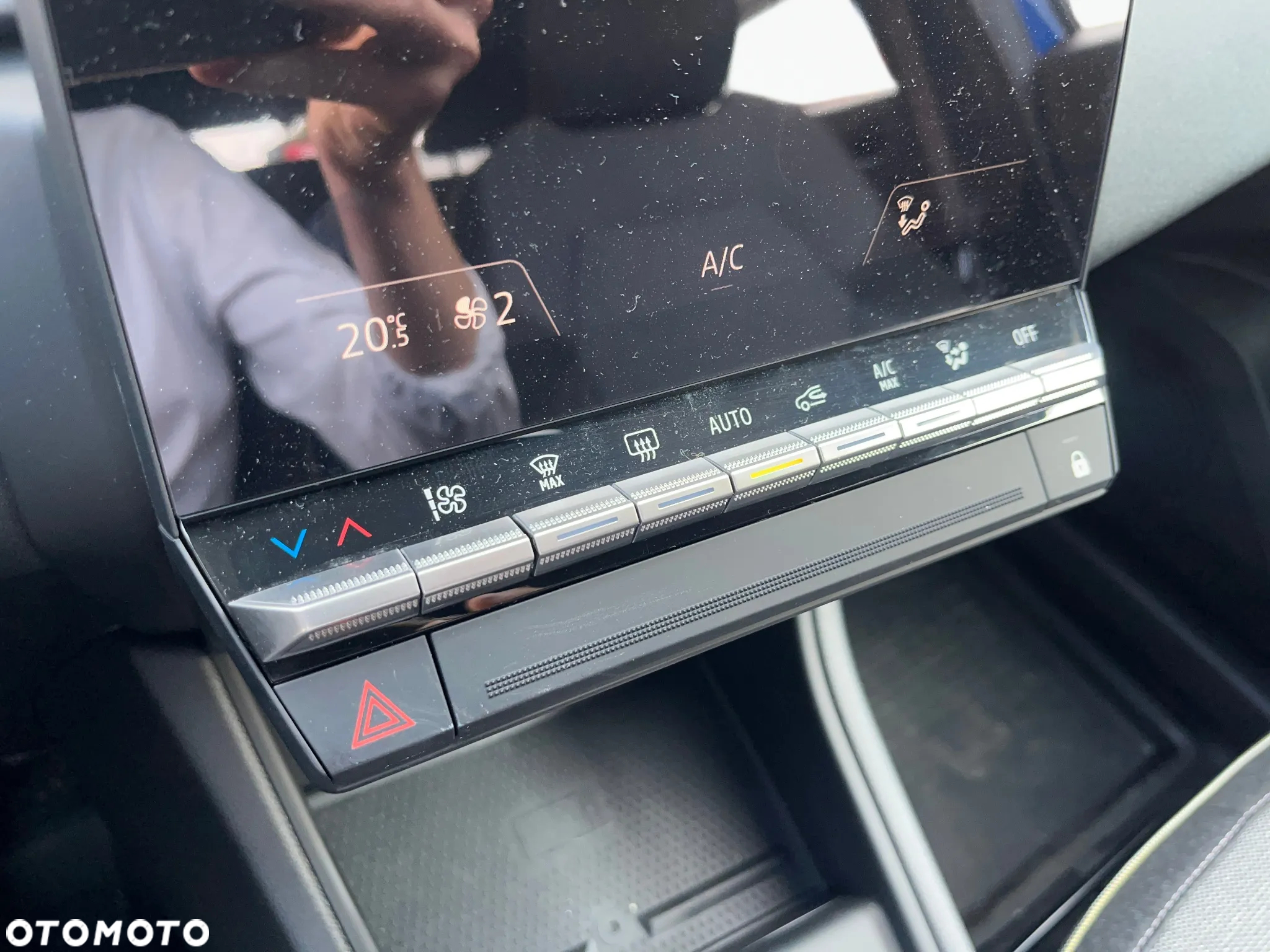 Renault Captur 1.0 TCe Techno - 18
