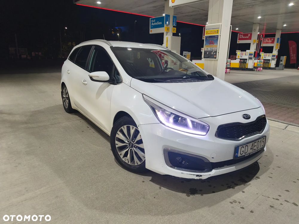 Kia Ceed 1.6 GDI L Business Line - 3