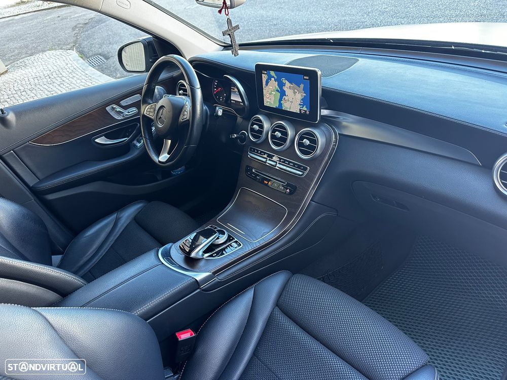 Mercedes-Benz GLC 250 d 4Matic 9G-TRONIC Exclusive - 9