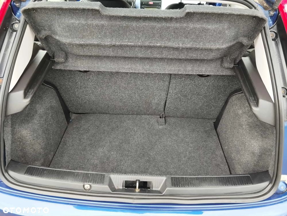 Fiat Grande Punto - 22