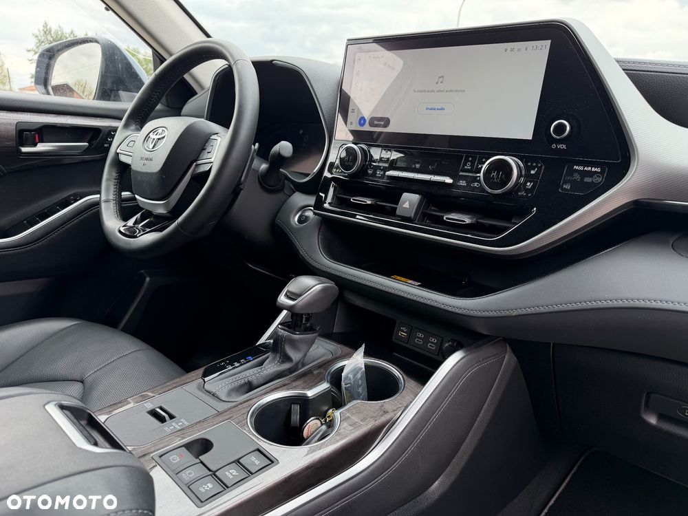 Toyota Highlander 2.5 Hybrid Business Edition - 29