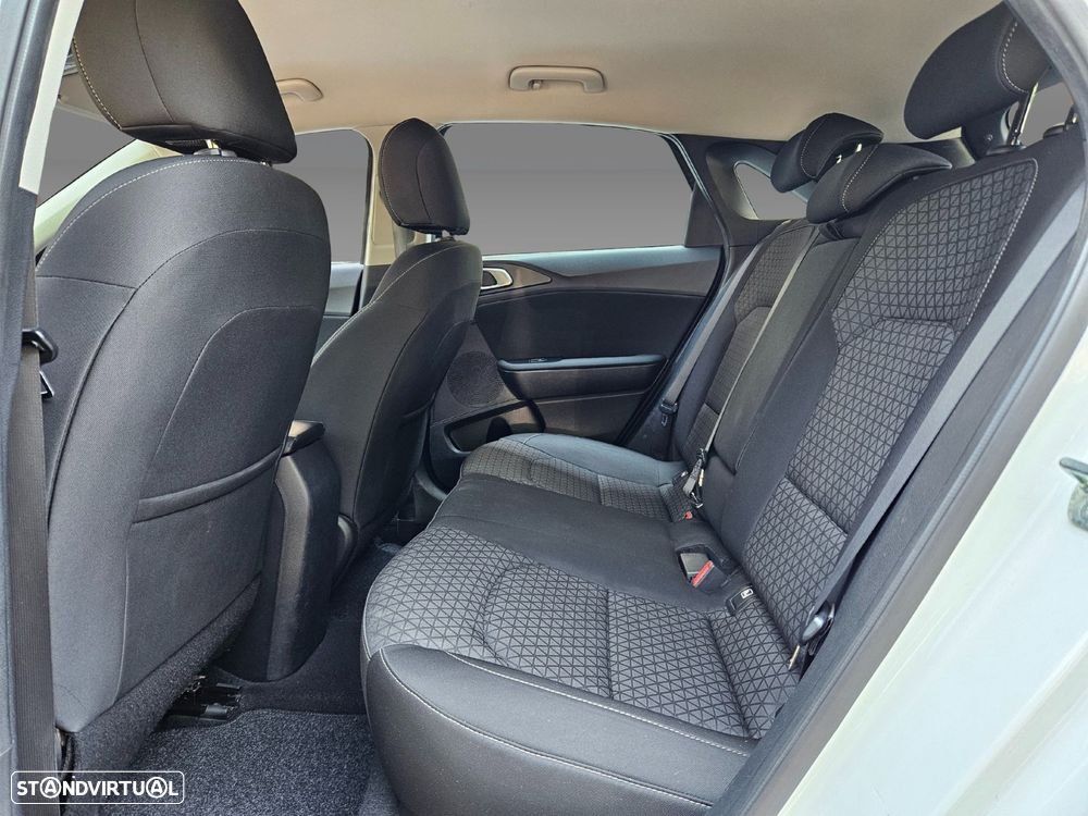 Kia Ceed 1.0 T-GDI SX - 17