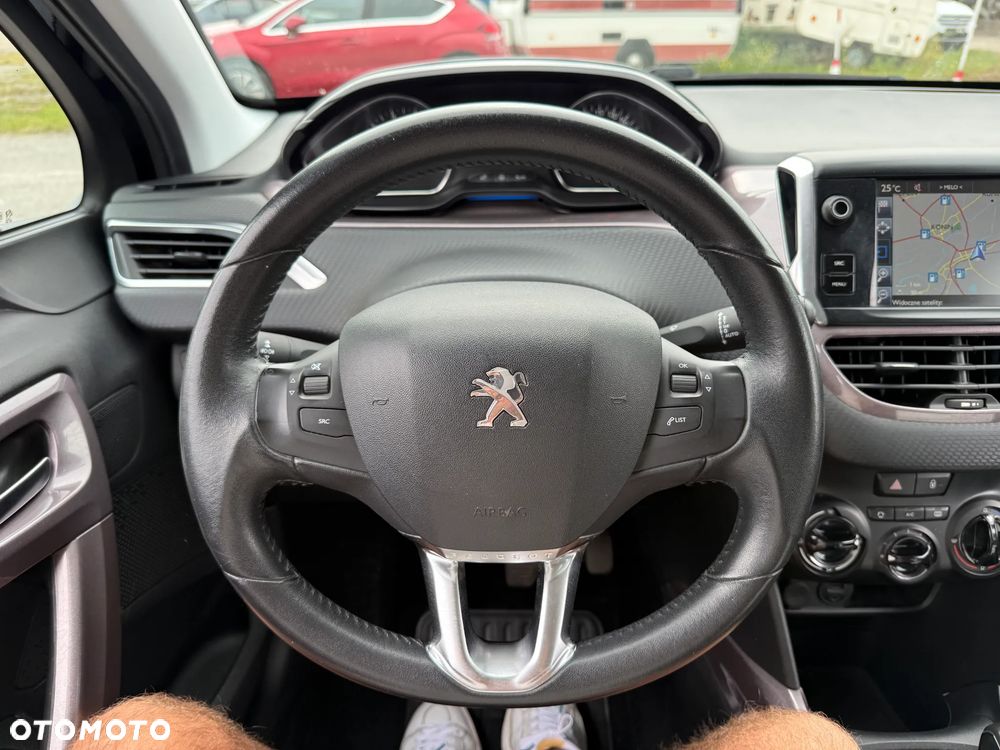 Peugeot 2008 PureTech 82 Allure - 13