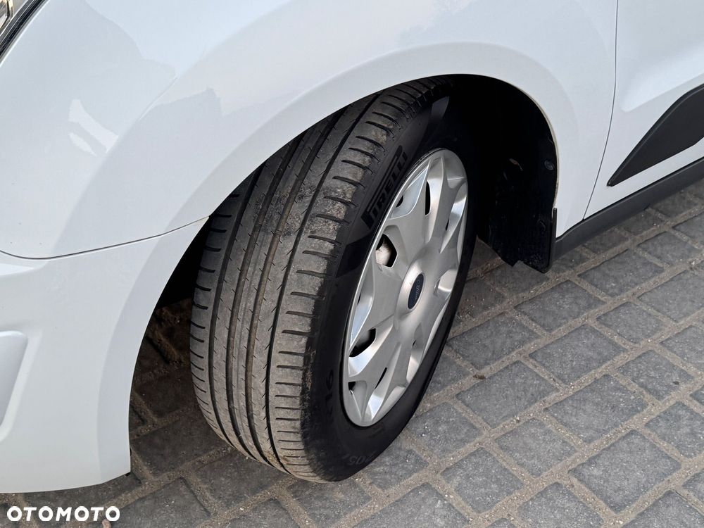 Ford Tourneo Connect 1.0 EcoBoost Start-Stop Titanium - 28