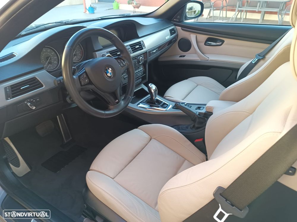 BMW 335 2011 photo 4