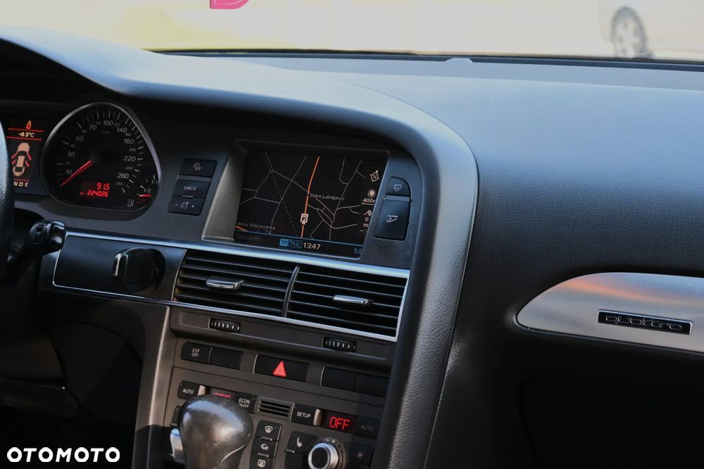 Audi A6 Avant 3.0 TDI tiptronic quattro - 25