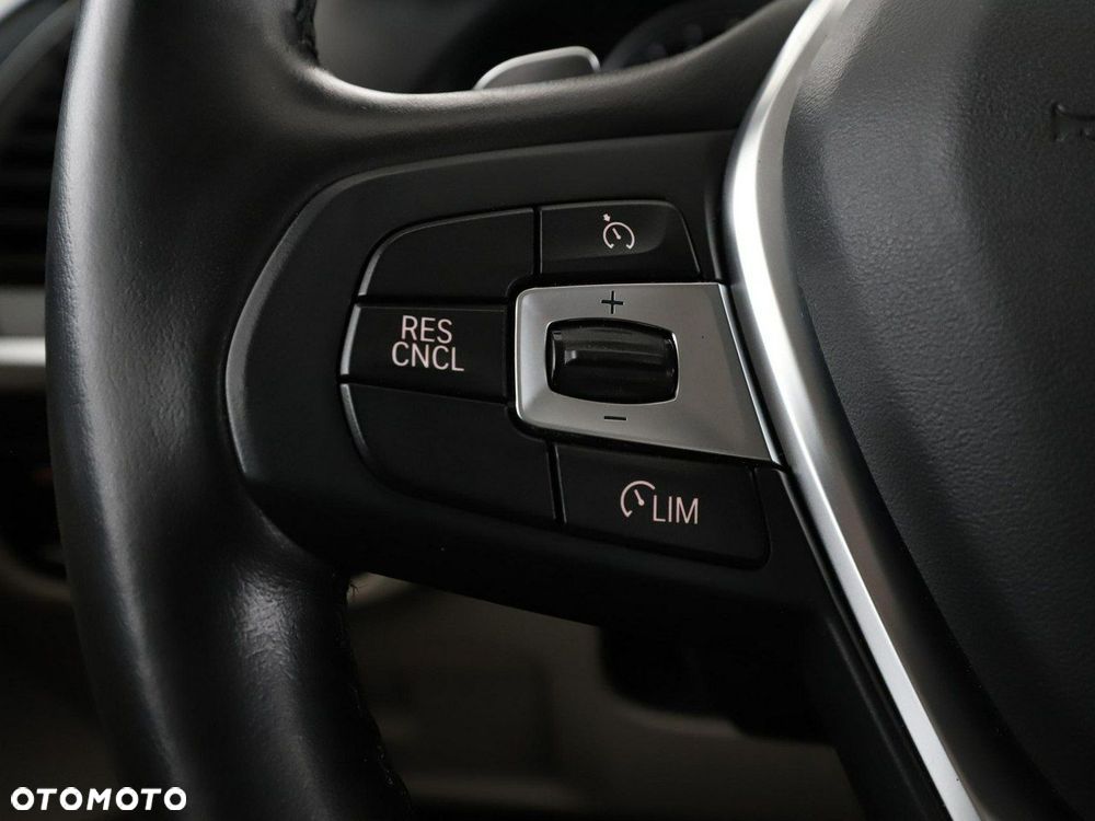 BMW X4 xDrive25d xLine - 32