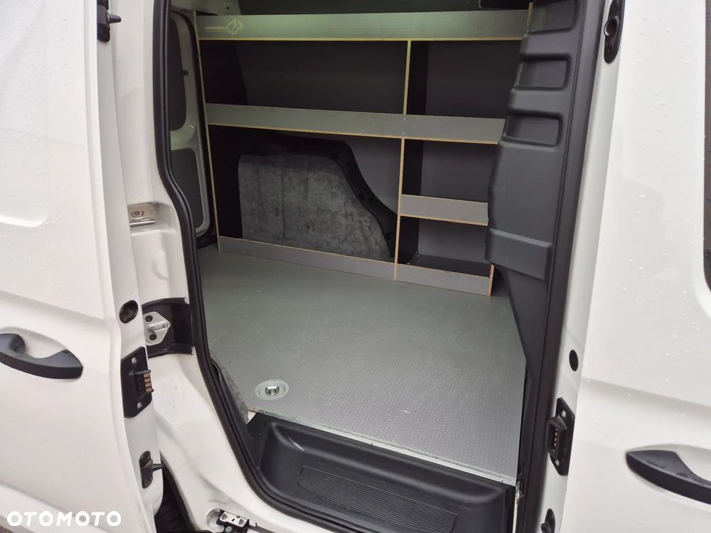 Volkswagen Caddy Cargo - 9