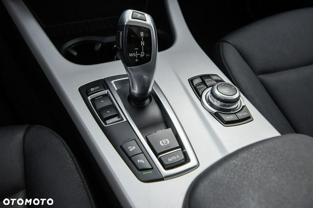BMW X3 xDrive28i Advantage sport - 24