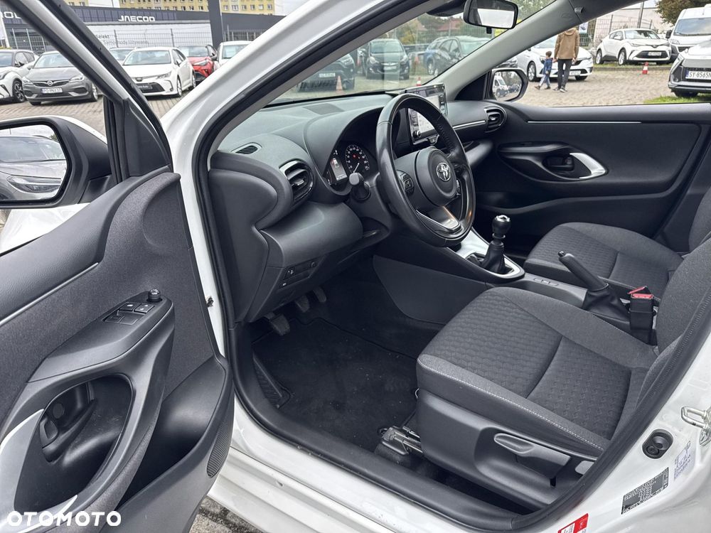 Toyota Yaris - 20