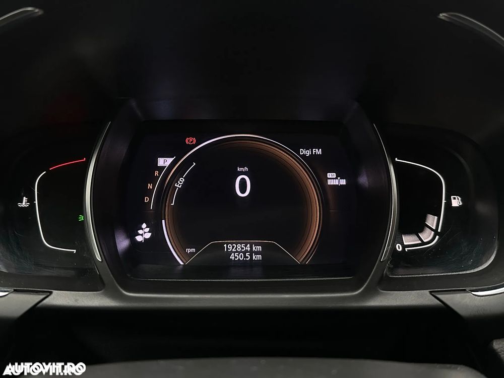 Renault Grand Scenic BLUE dCi 120 EDC BUSINESS EDITION - 10