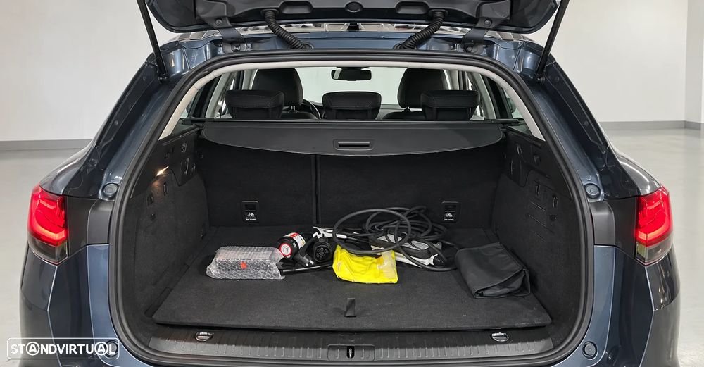 Renault Mégane Sport Tourer 1.6 E-Tech Plug-In E-Tech Hybrid Engineered - 16