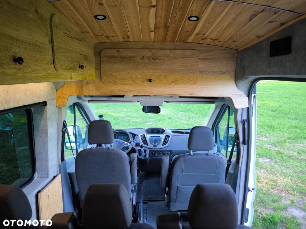 Ford Transit - 12