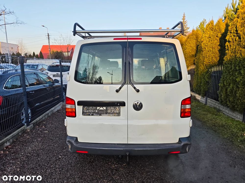 Volkswagen Transporter Shuttle Lang - 3