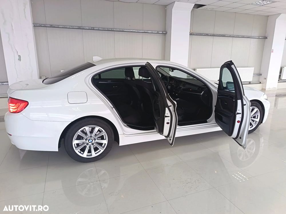 BMW Seria 5 520d - 10